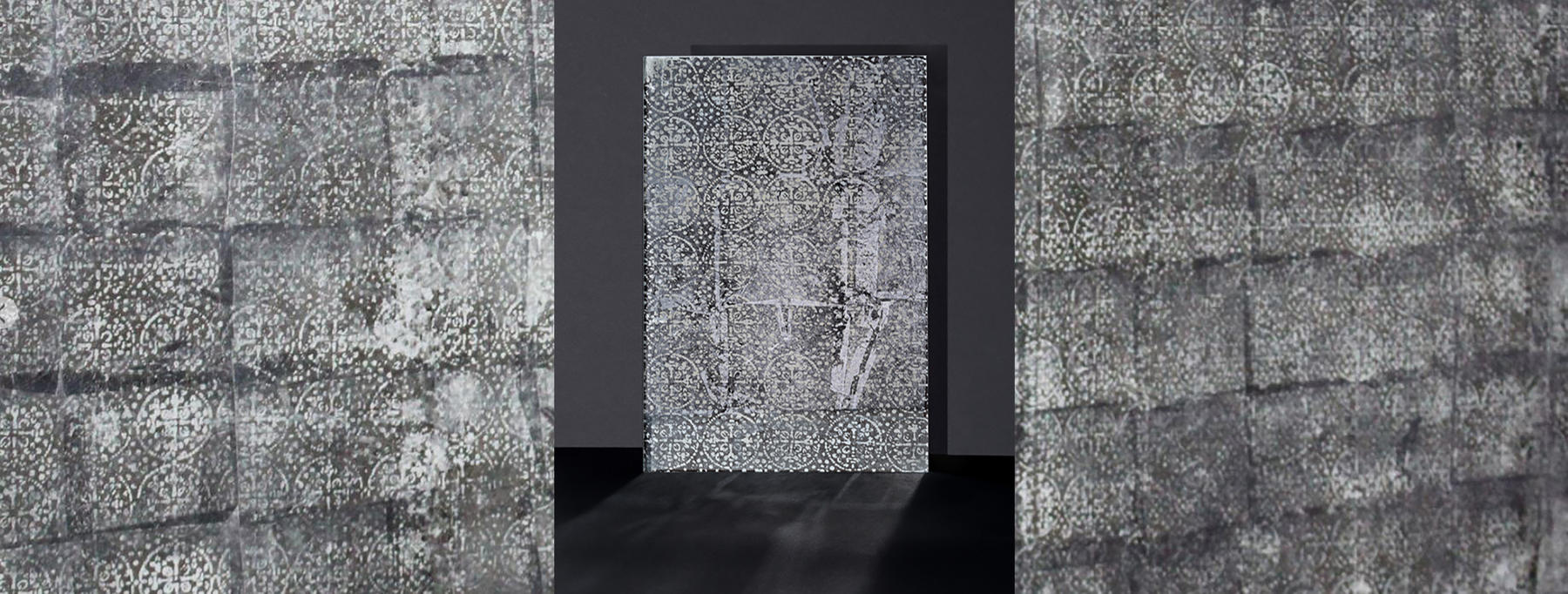 ULGADOR PANEL & EGLOMISE GLASS