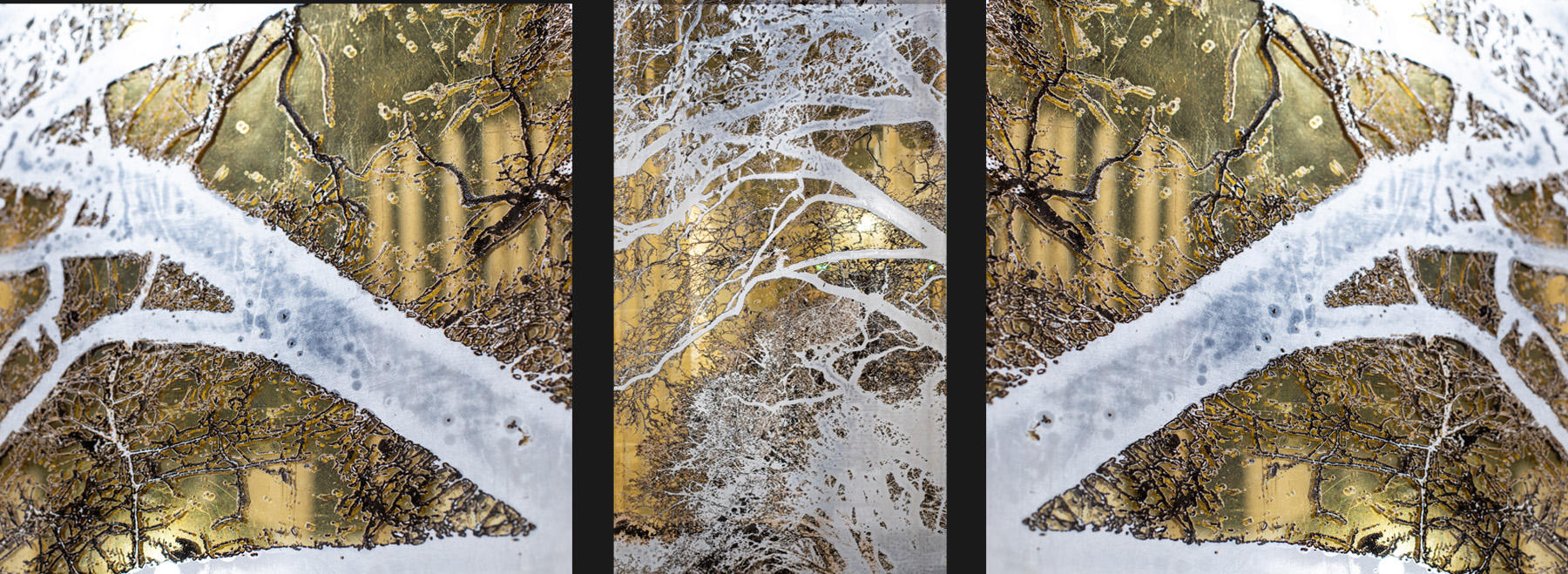 ULGADOR PANEL & EGLOMISE GLASS